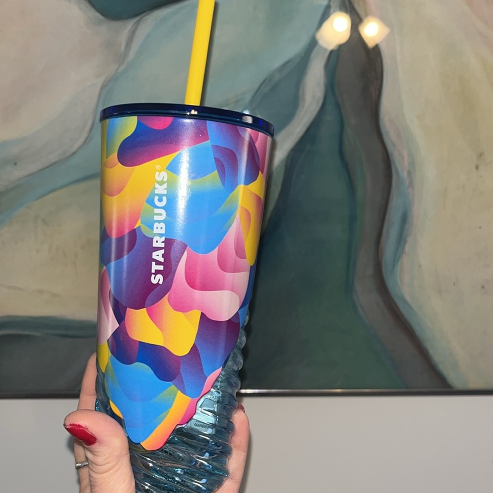 NWT 2024 Starbucks Summer Gradient Glass Swirl Petal Blue! 18 oz. 💙 - Picture 5 of 6